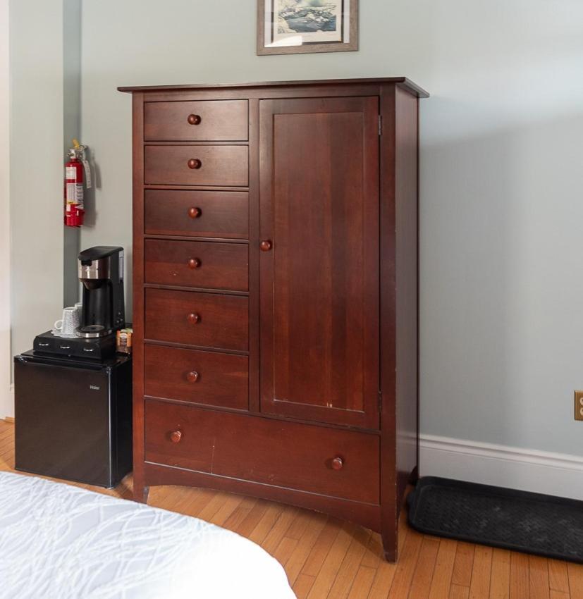 William Henry Miller Inn Ithaca Room photo